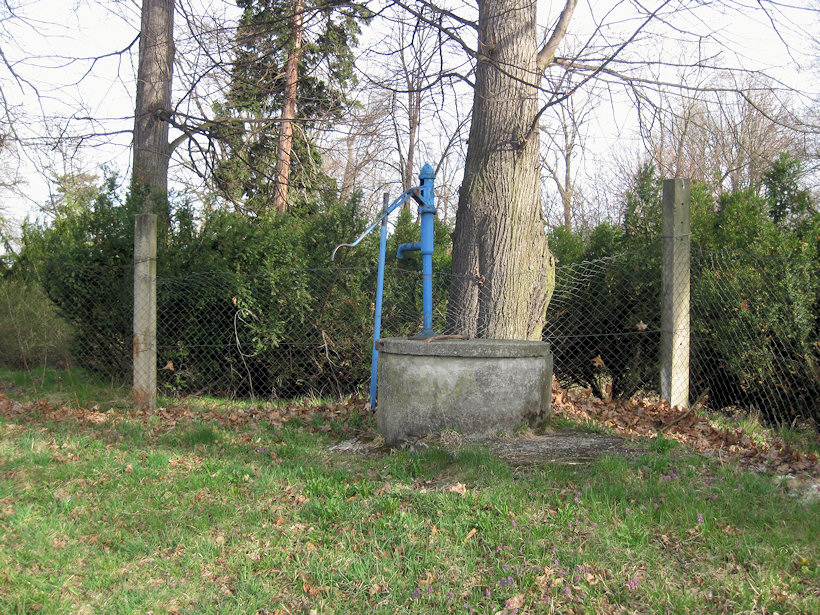 studna U kostela (4502) - duben 2011