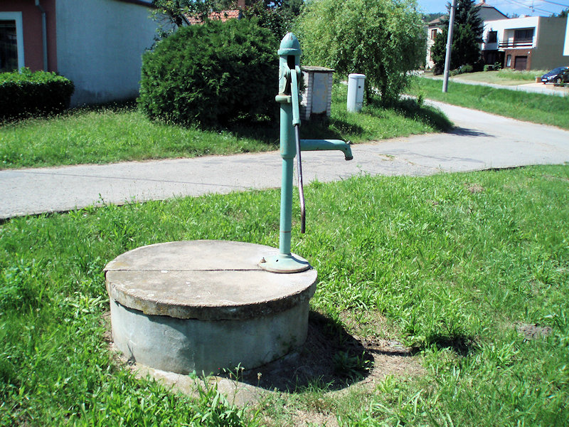 studna bez jména (13465) - červenec 2020